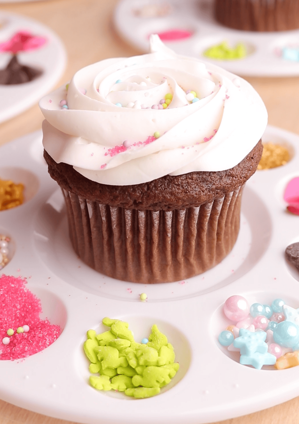 Cupcake Decorating Party With Paint Palettes!